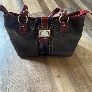 Croc-Embossed Shoulder Bag in Dark Brown with Burgundy Trim EUC
